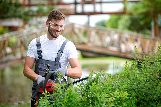 home-staging-gartenarbeit.jpg